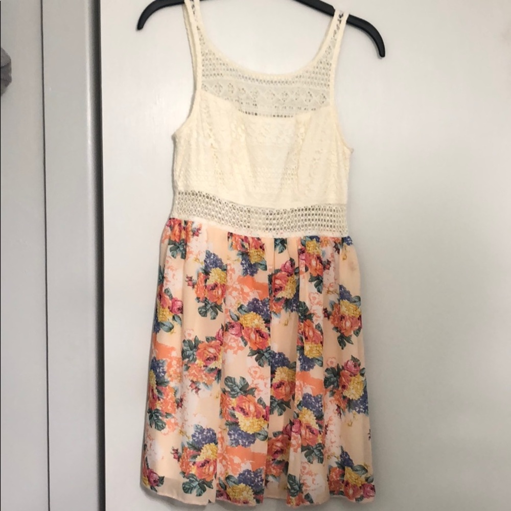 White lace floral sundress